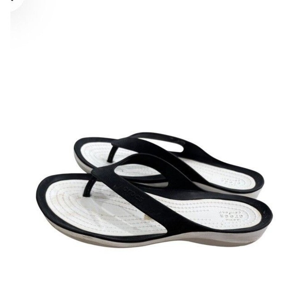 Crocs Iconic Comfort Swiftwater Flip Flops Womens  Black & White Thong Sandals 6